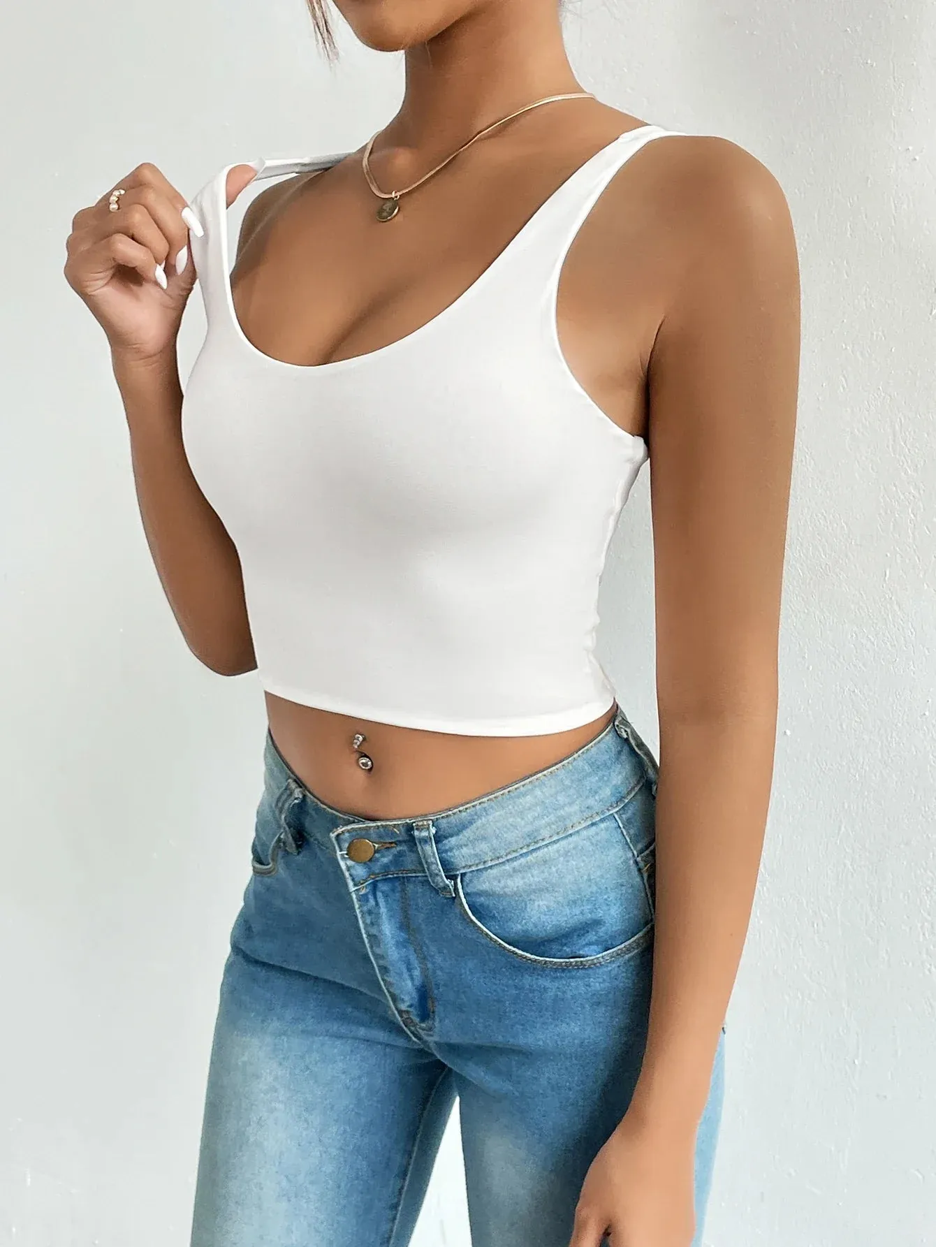 Backless Women's Clothing Scoop Neck Cami Crop Top