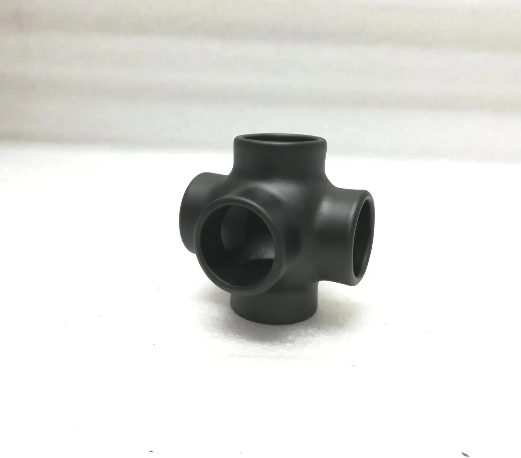 Ball Side Outlet Cross for 1" Tubing