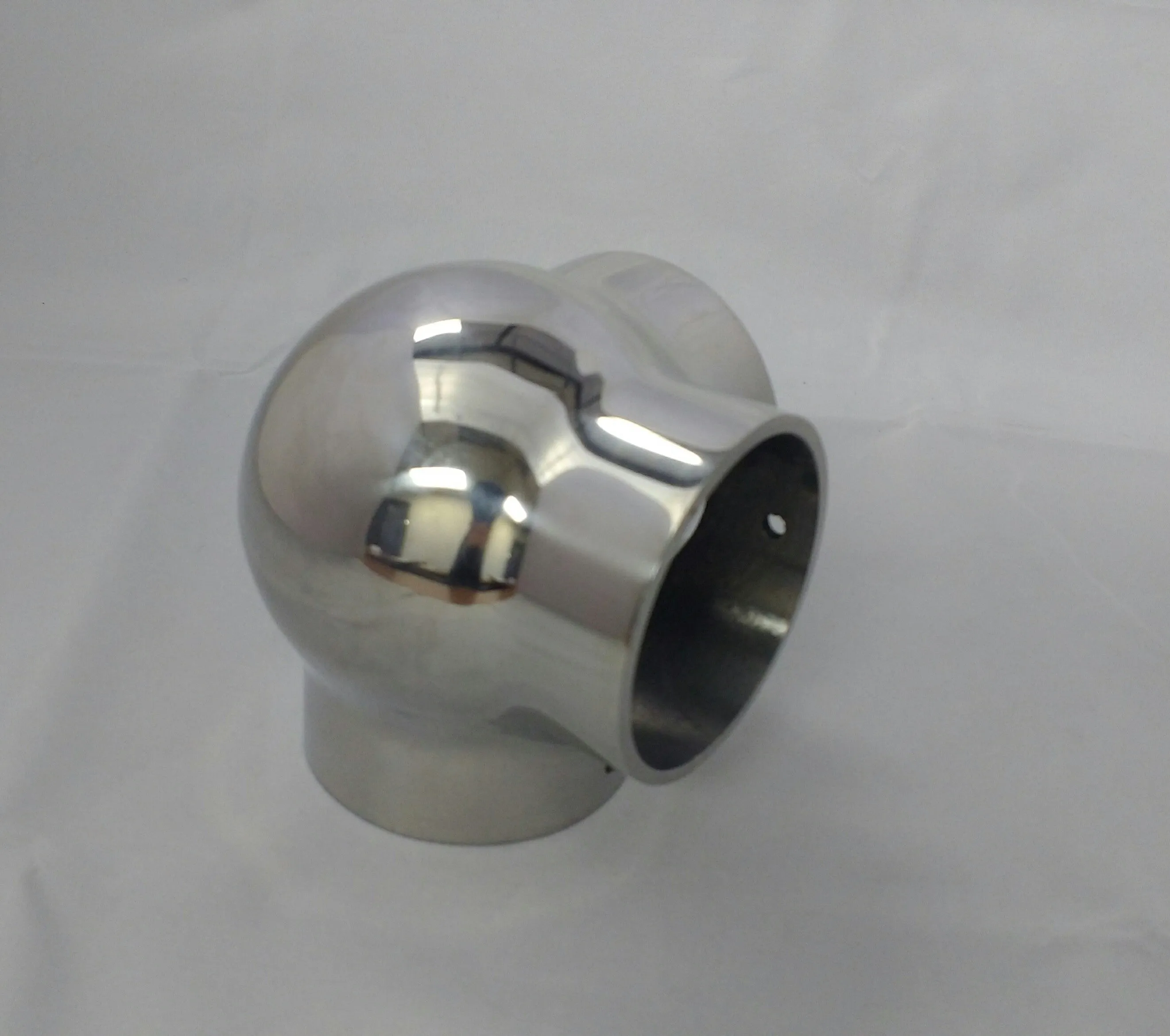 Ball Side Outlet Elbow for 3" Tubing