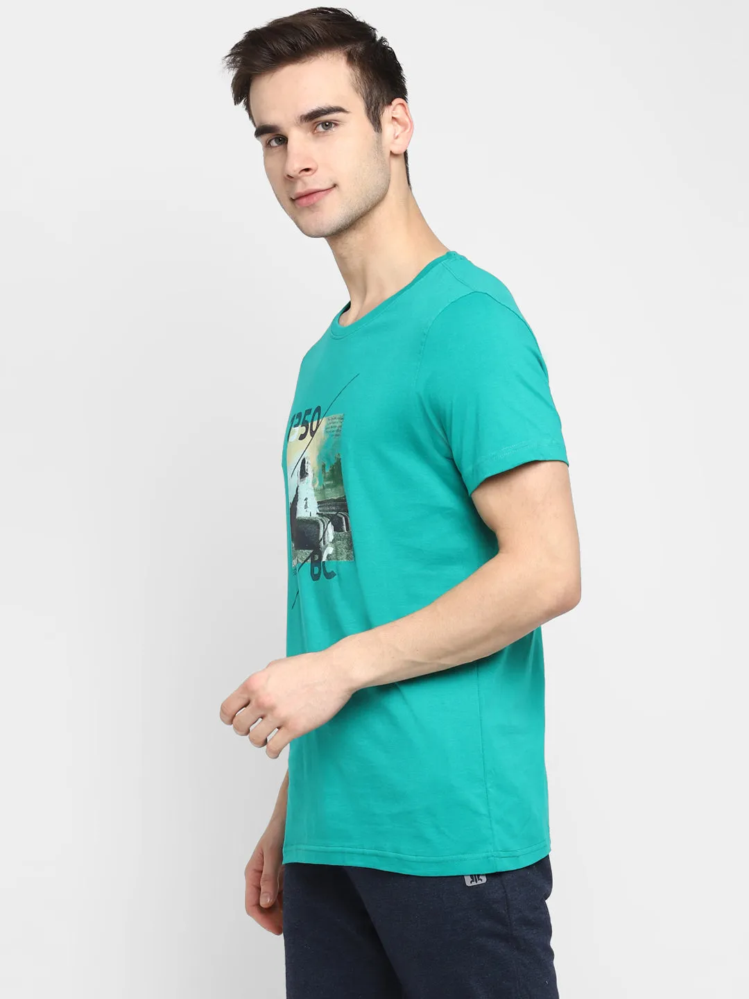 Crew Neck Chest Graphic Green Men T-Shirt