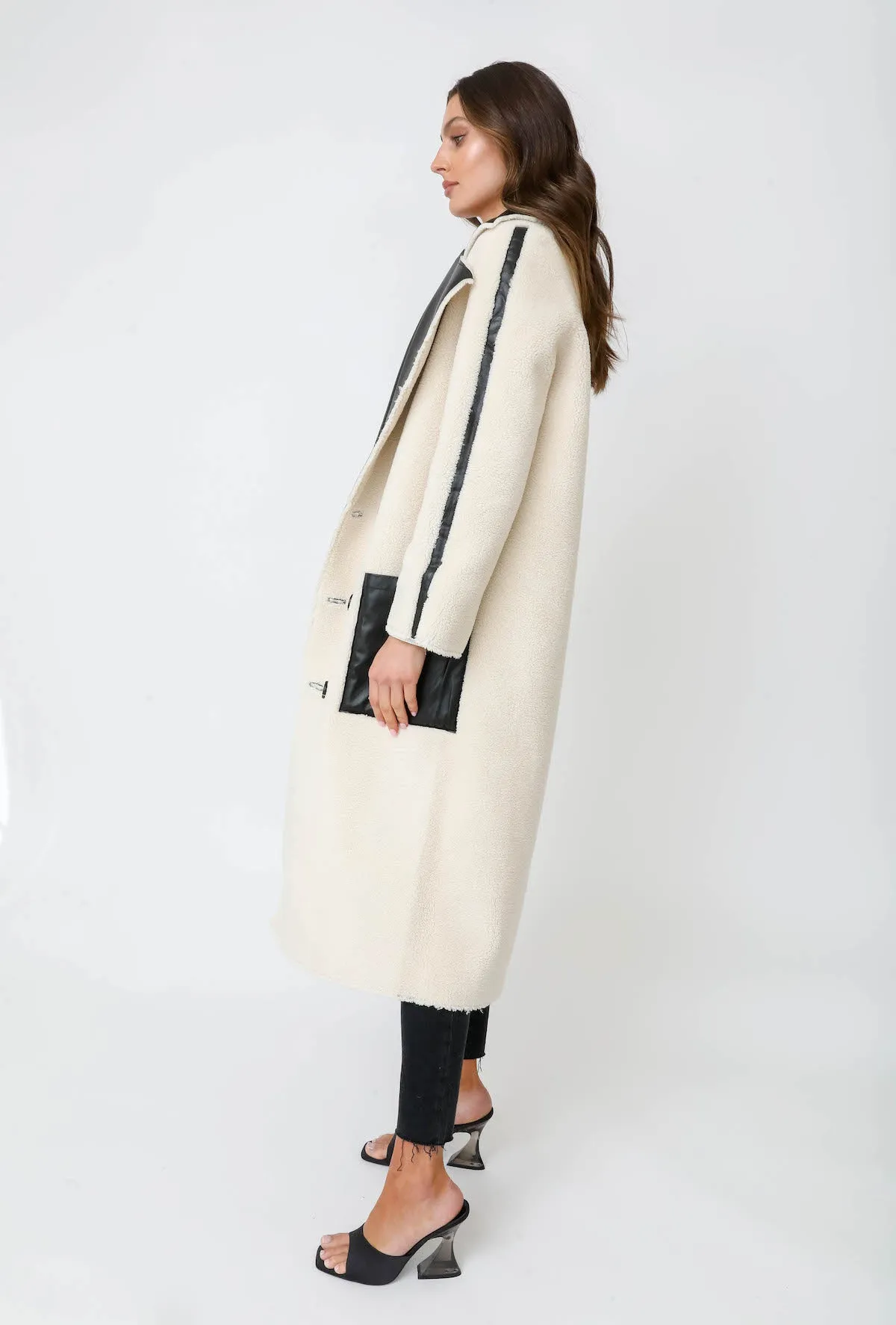 Gia Coat