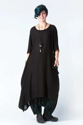 Jade Dress in Black Delphi