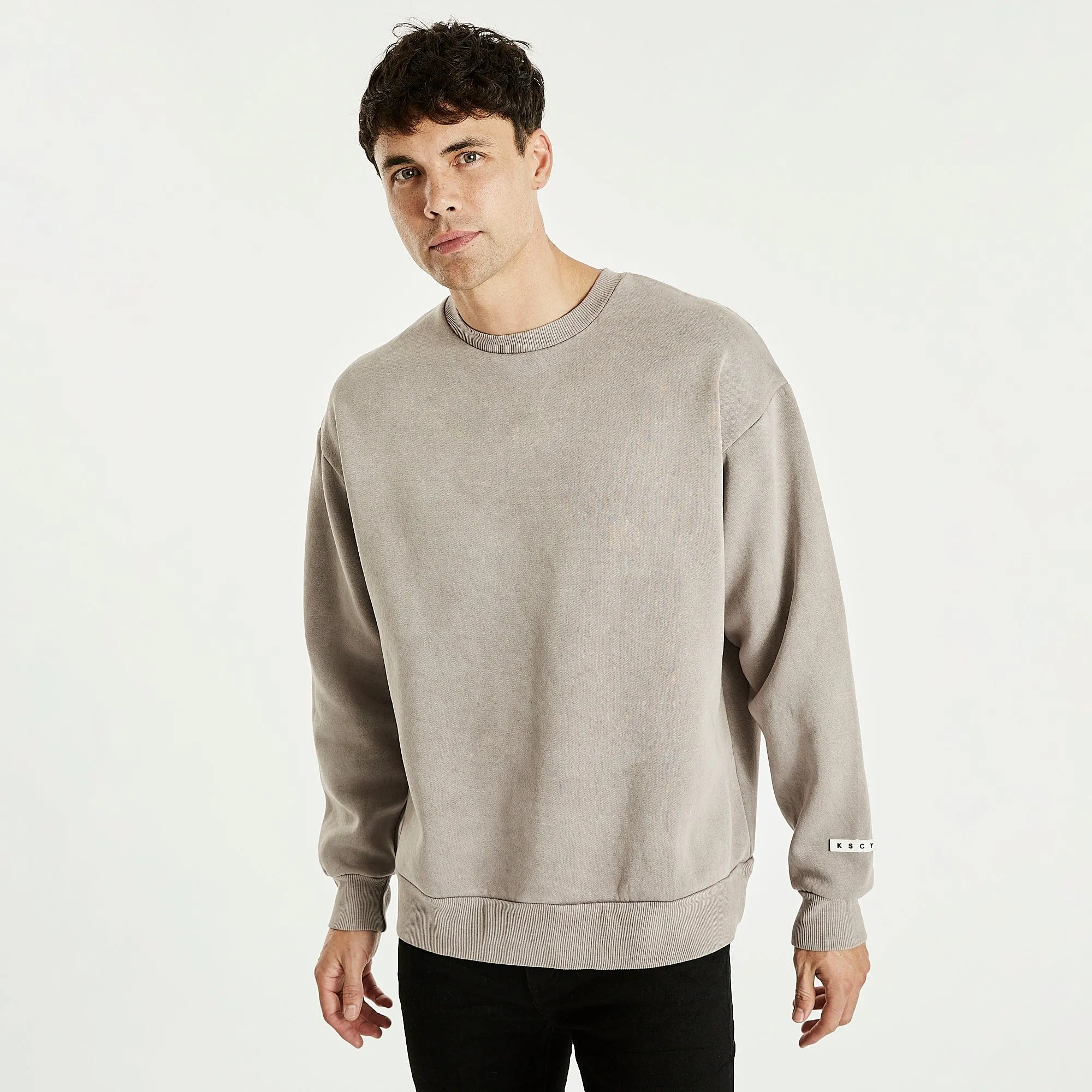 KISS CHACEY Mens Essentials Crew Neck Jumper - Pigment Gull