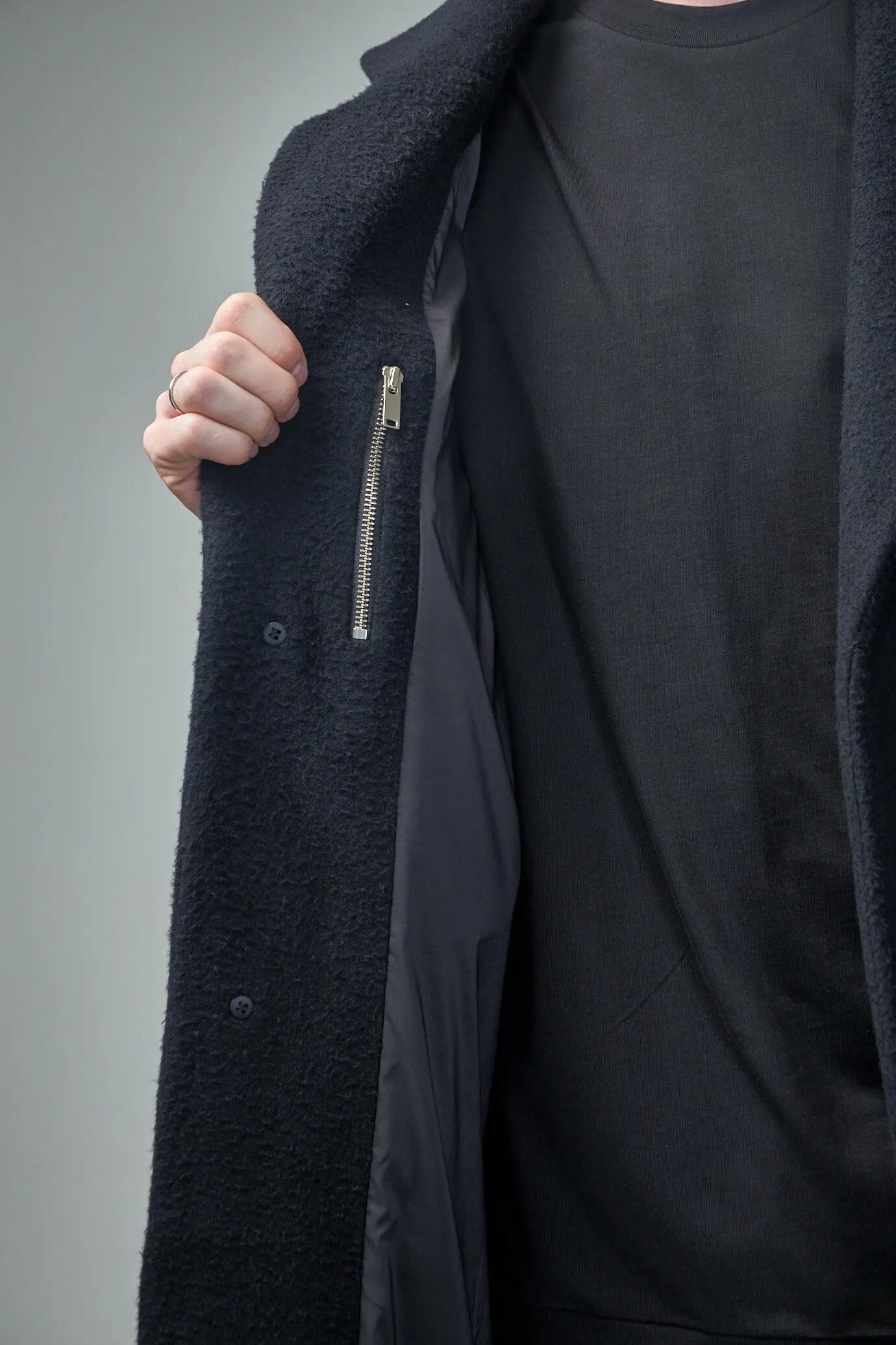 M J 69 Men Coat