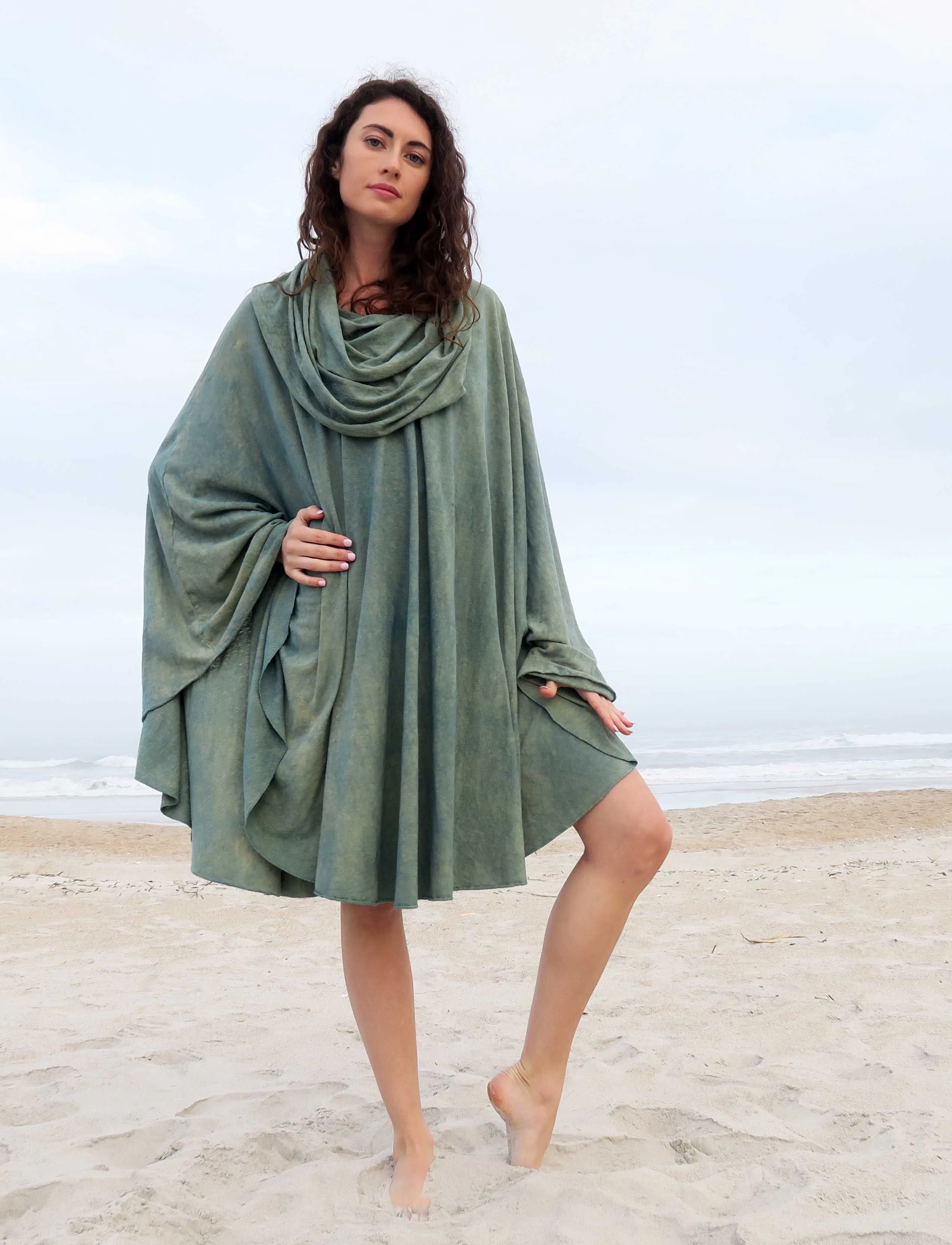 Super Cowl Aphrodite Below Knee Cape