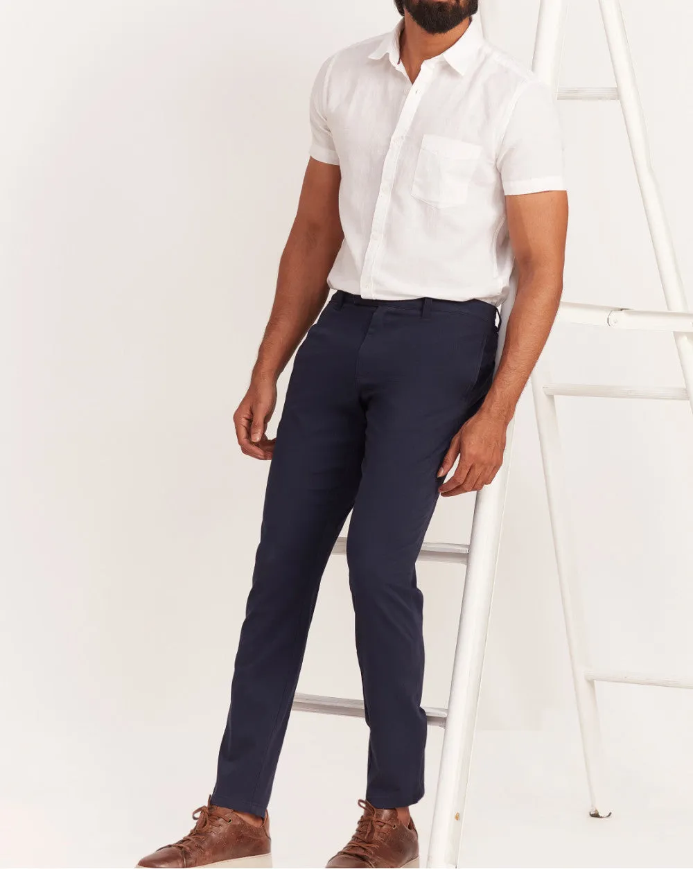 Tapered Fit Chinos With Straight Pockets - Navy