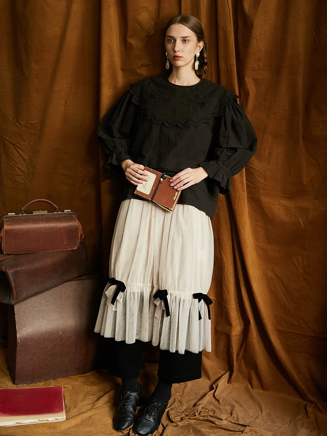 Unlogical Poem Victorian style Hollow Embroidery Black Shirt