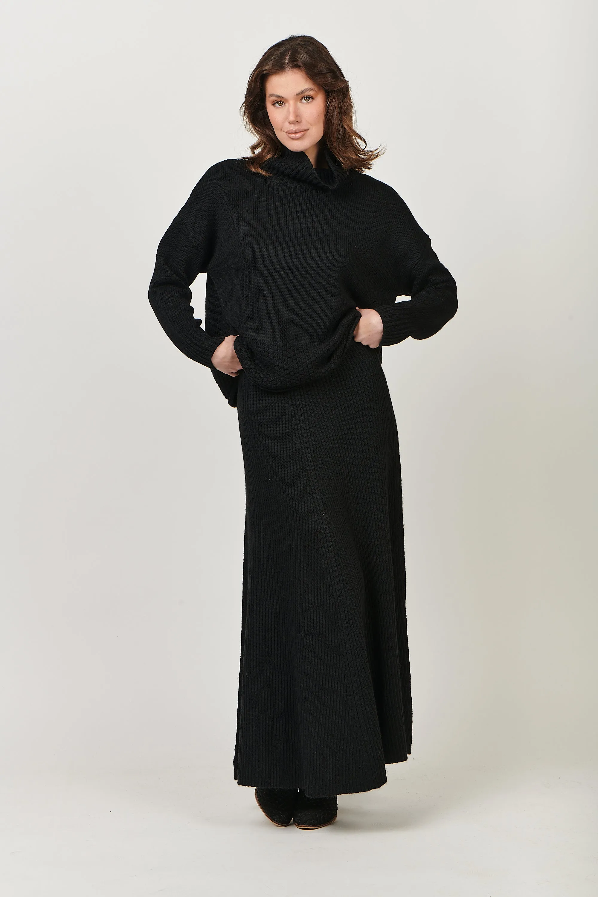 ZO-26 Knit Jumper in Black